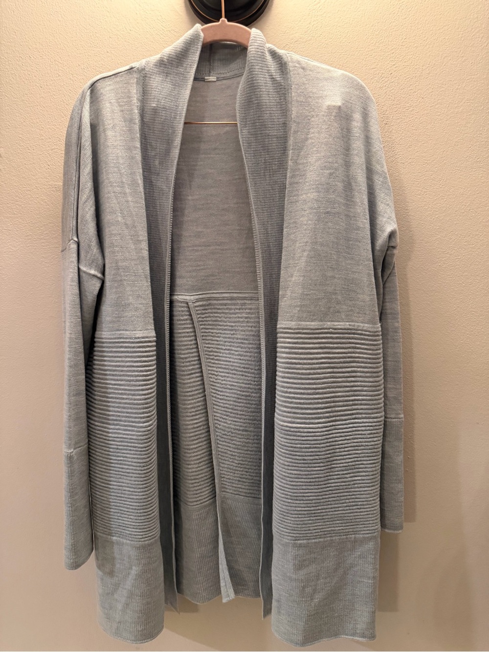 Lululemon Sincere Wrap Cardigan Heathered Light Grey Merino Wool Size 8-10